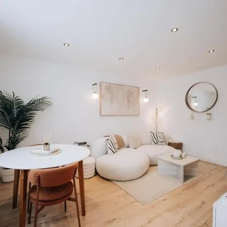 Chic Et Cosy Idéal Pour Un à Apartamento Lieja